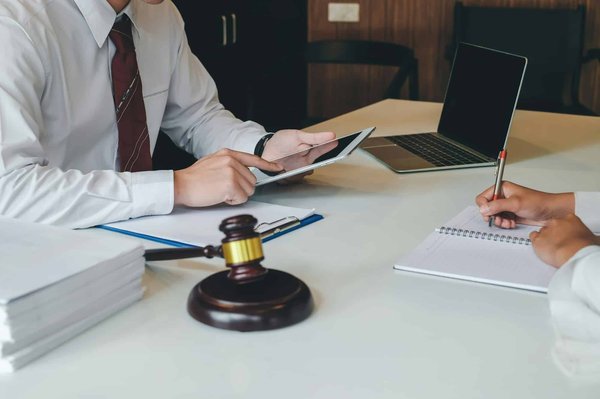 Le rôle et les compétences d'un avocat au barreau de Nice